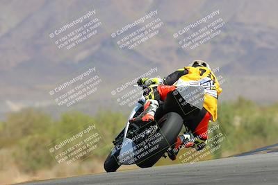 media/Apr-13-2025-Race Pace (Sun) [[7918213ab8]]/Vested/5-Turn 9 Side (1115am)/